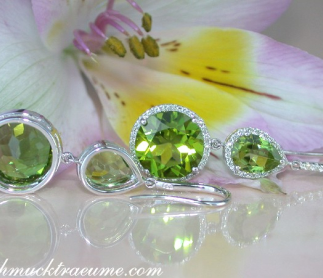 Peridot Ohrstecker mit Brillanten