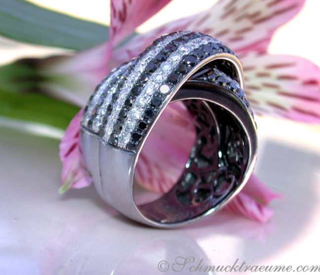 Schwarze Diamanten Ring