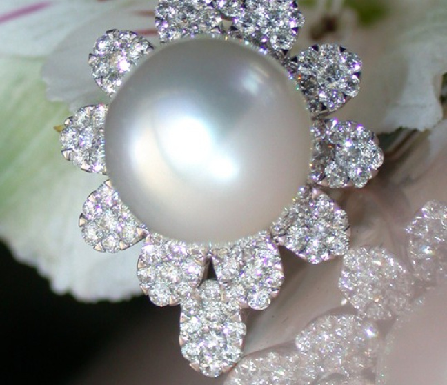 Südseeperle Ring mit Brillanten