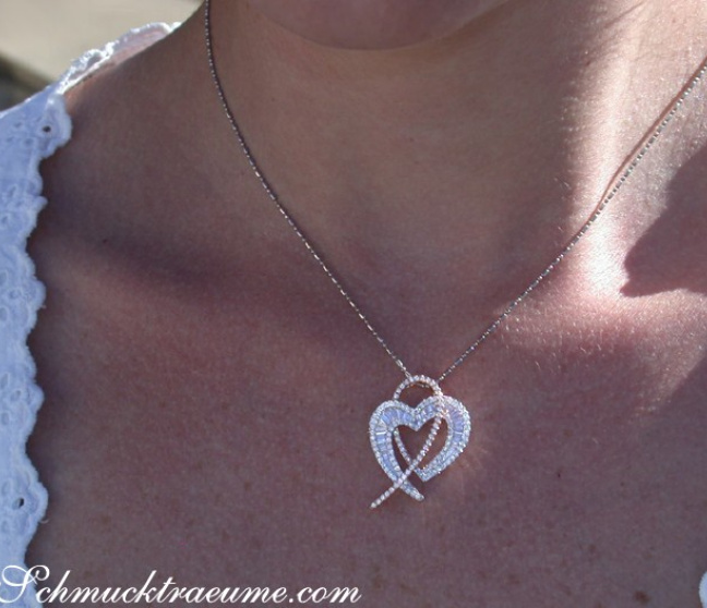 Brillanten Herz Anhänger mit Diamanten