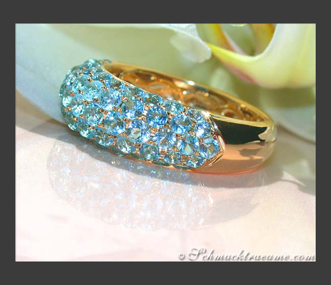 Blautopas Pavé Ring in Gelbgold 585