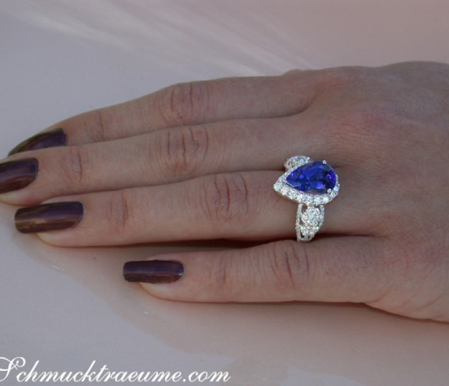 AAA Tansanit Ring mit Brillanten