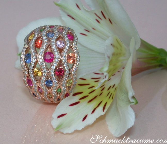 Regenbogen Saphir Ring mit Brillanten