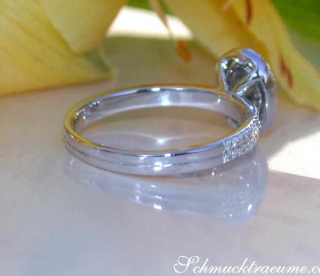 Ovaler Brillanten Ring in Weißgold 750