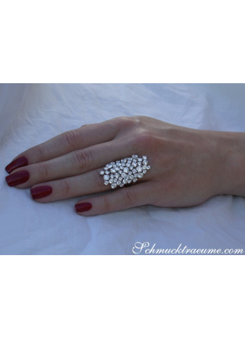 Extra stattlicher Brillanten Ring