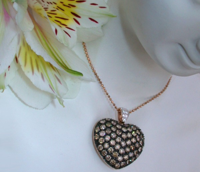 Herz Anhänger mit naturbraunen Brillanten und Kette