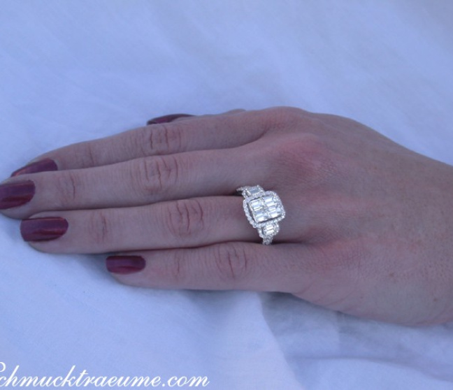 Brillant Ring mit Diamanten im Smaragdschliff