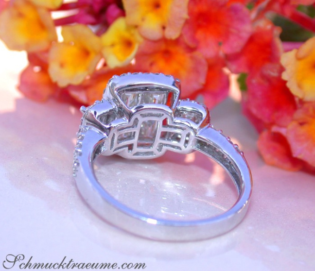 Brillant Ring mit Diamanten im Smaragdschliff
