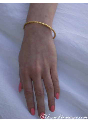 Braided Yellowgold Bangle