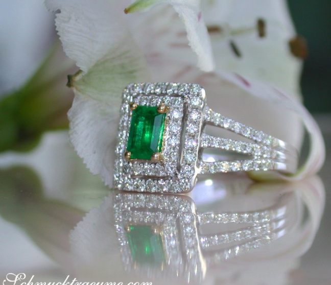 Kolumbianischer Smaragd Ring mit Brillanten