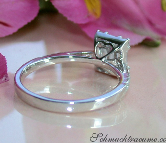 Brillant Ring mit Diamanten im Baguette Schliff