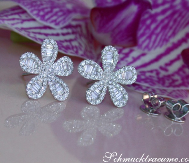 Diamant Blumen / Blüten Ohrringe in Weißgold 750