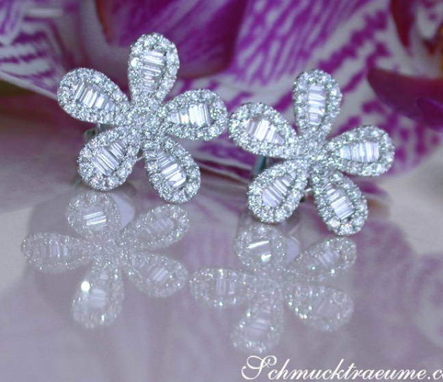 Diamant Blumen / Blüten Ohrringe in Weißgold 750