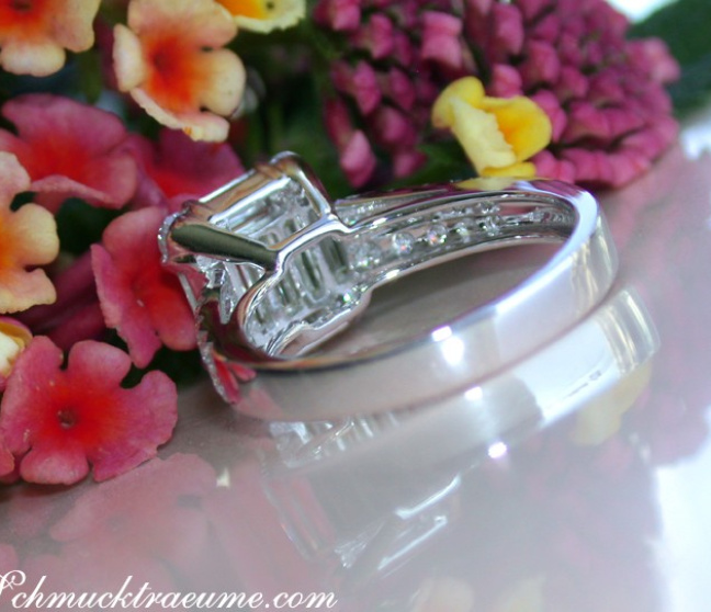 Brillant Ring mit Baguette Diamanten in Weißgold 750