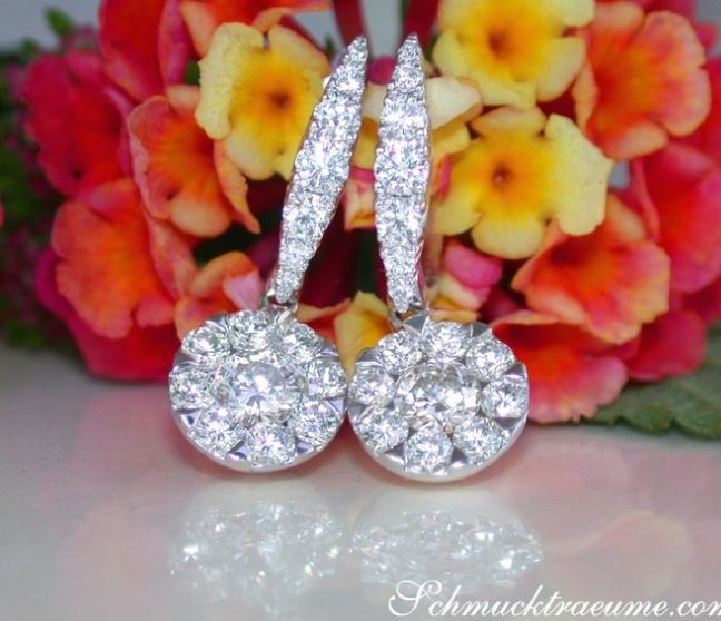 Elegante Brillant Ohrringe in Weißgold 750