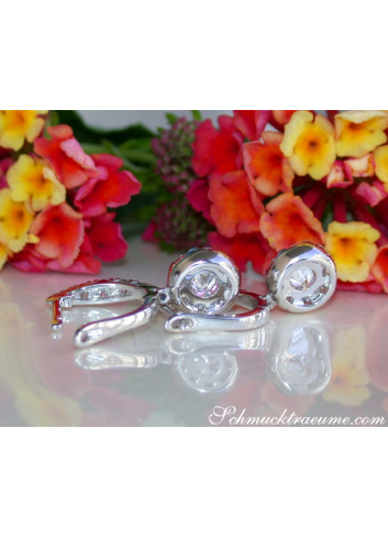 Magnificent Diamond Earrings (Illusion Design)