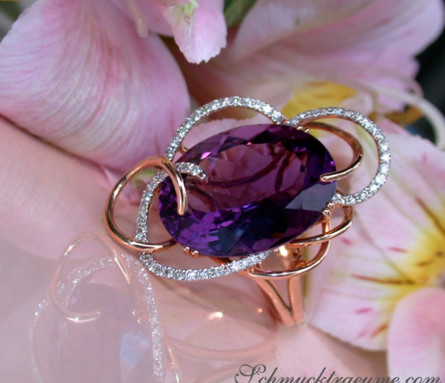 Amethyst Ring mit Diamanten in Roségold