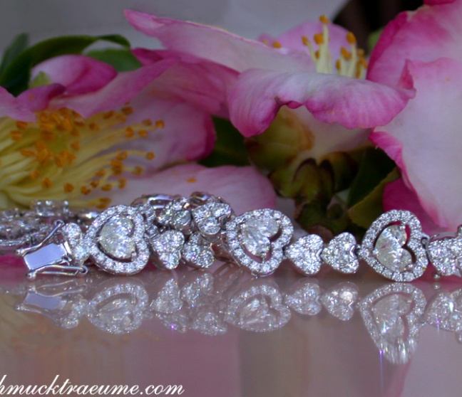 Diamanten Herz Armband in Weißgold 750