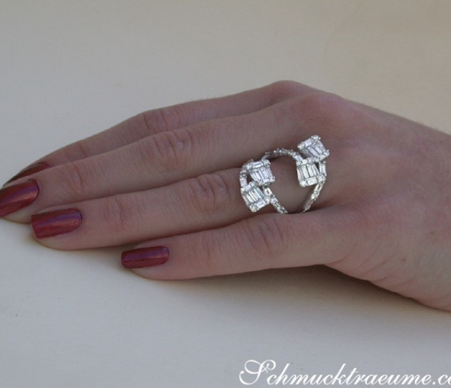 Extravaganter Diamant / Brillant Ring in Weißgold 750