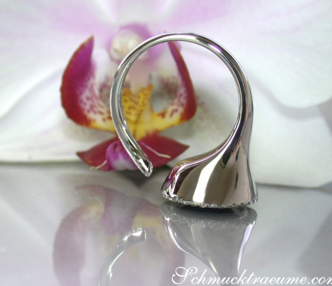 Ring mit Flieder farbenen Amethyst und Brillanten