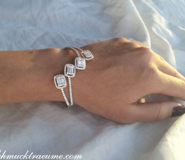 Brillanten Armreif mit Baguette Diamanten