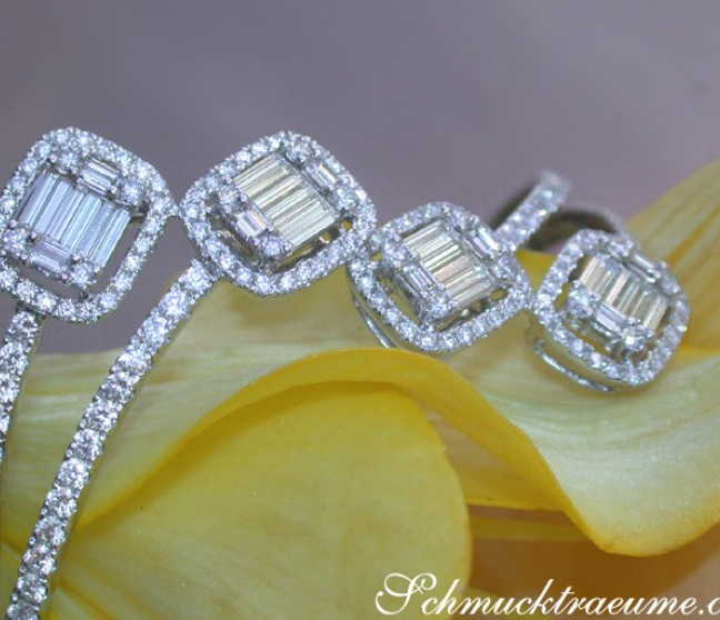 Brillanten Armreif mit Baguette Diamanten