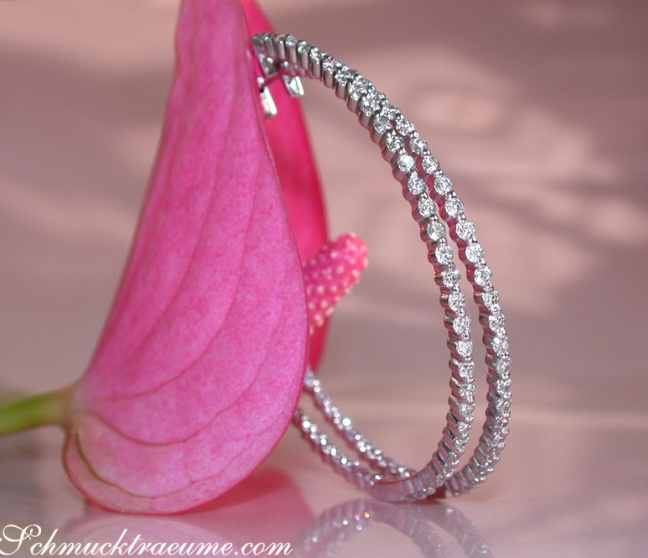 große Diamanten Creolen