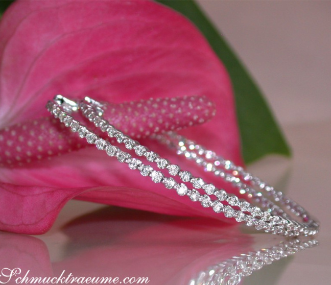 große Diamanten Creolen