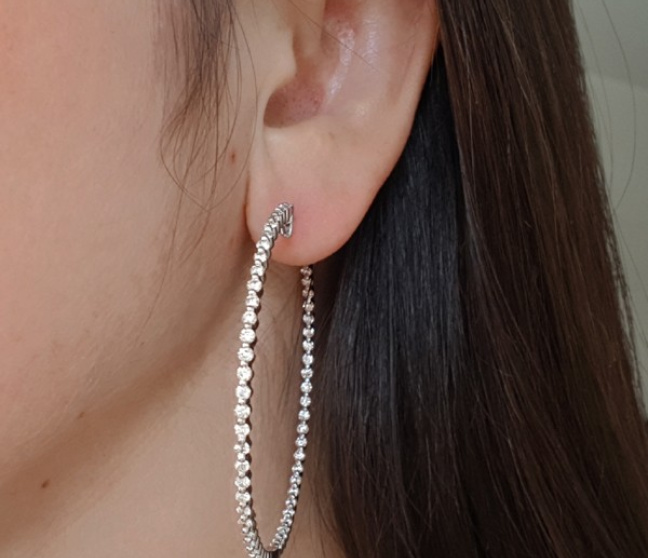 große Diamanten Creolen