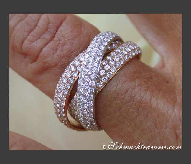 Verschlungener Diamanten Ring