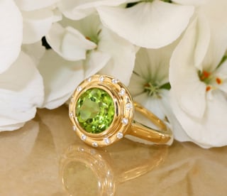 Ring "Orbit" mit Peridot und Brillanten #3