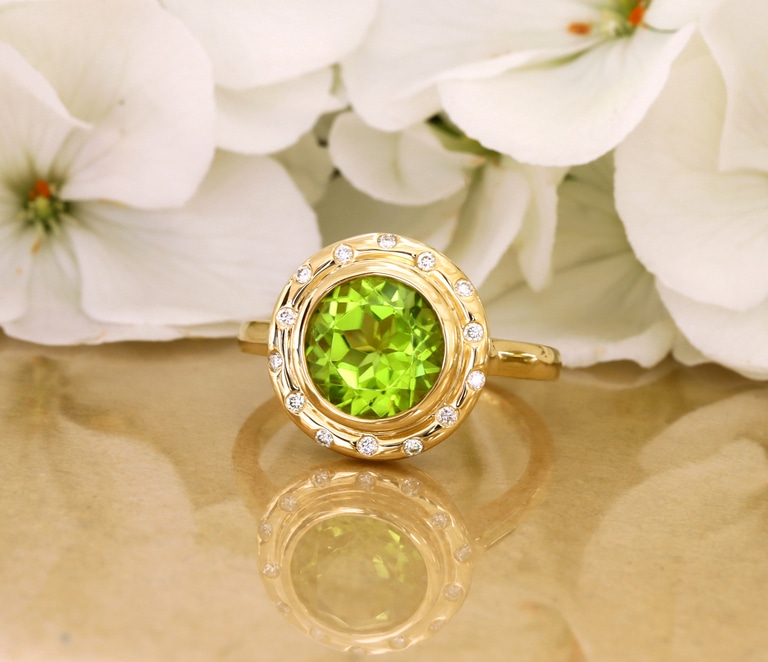 Ring "Orbit" mit Peridot und Brillanten #1