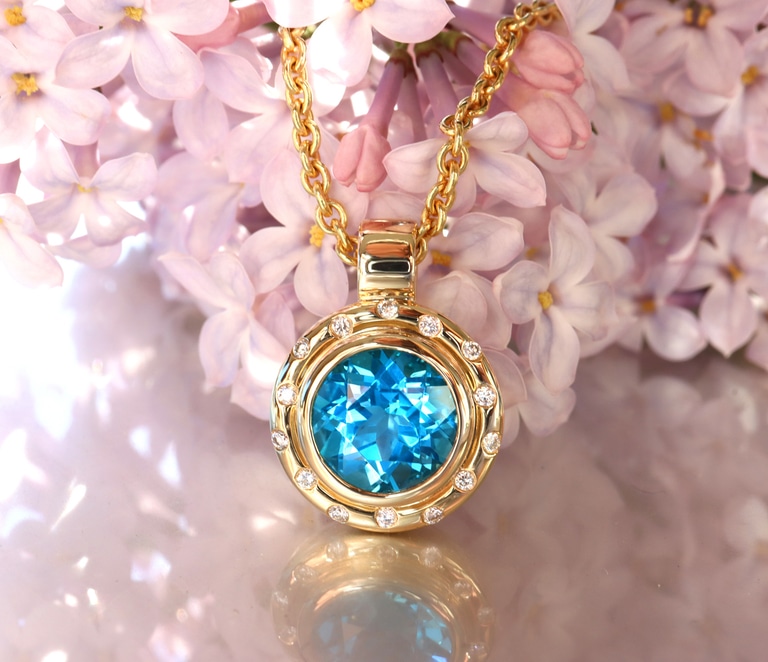 Halskette "Orbit" mit Blautopas und Brillanten #1