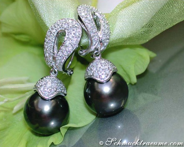 Auffallende Tahitiperlen Ohrstecker mit Diamanten #1 Auffallende Tahitiperlen Ohrstecker mit Diamanten #1