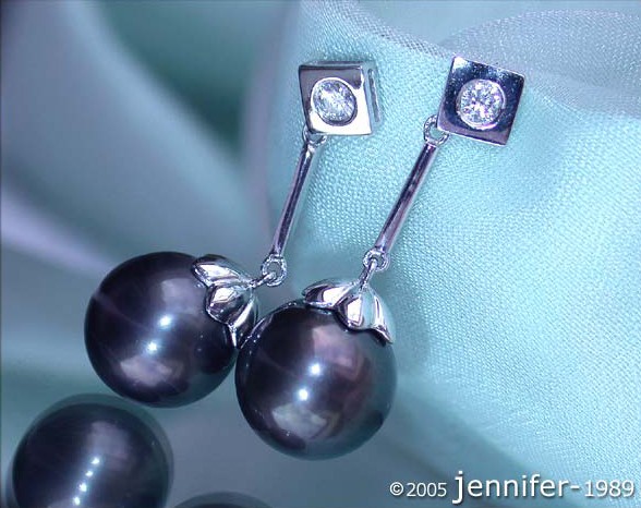 Bezaubernde Tahitiperlen Ohrstecker mit Brillanten #1 Bezaubernde Tahitiperlen Ohrstecker mit Brillanten #1