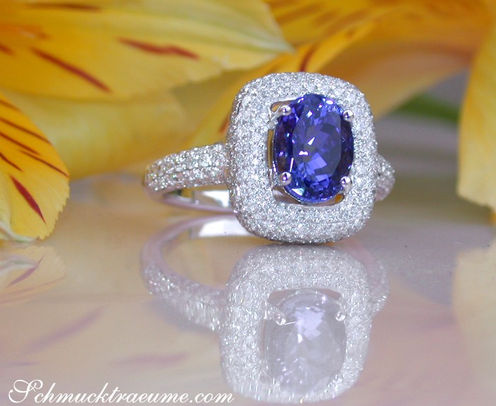Precious AAA Tanzanite Ring with Diamonds #1 Precious AAA Tanzanite Ring with Diamonds #1