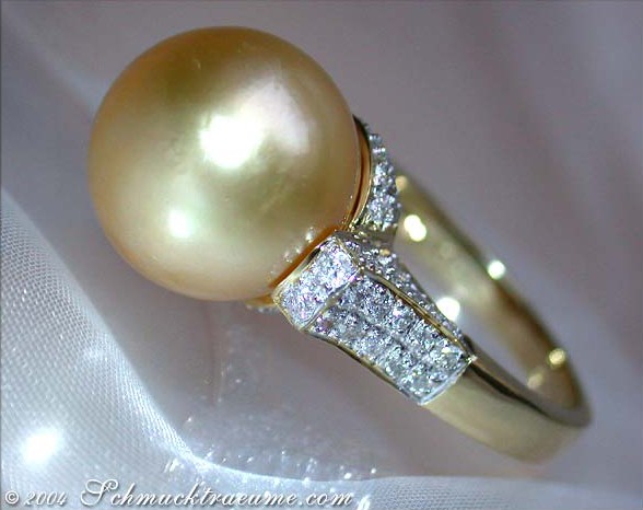 Superb Golden Southsea Pearl Ring with Diamond Collar #1 Superb Golden Southsea Pearl Ring with Diamond Collar #1