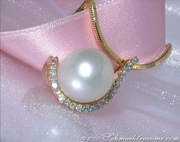 Elegant Southsea Pearl Pendant with Diamond Collar #1 Elegant Southsea Pearl Pendant with Diamond Collar #1