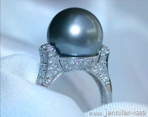Superb Tahitian Pearl Ring with Diamond Collar #1 Superb Tahitian Pearl Ring with Diamond Collar #1