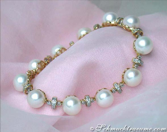 Pretty Freshwater Pearl Bracelet in Yellow gold 14k #1 Pretty Freshwater Pearl Bracelet in Yellow gold 14k #1