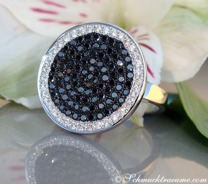 Eleganter Weißgold Ring mit schwarzen Diamanten #1 Eleganter Weißgold Ring mit schwarzen Diamanten #1