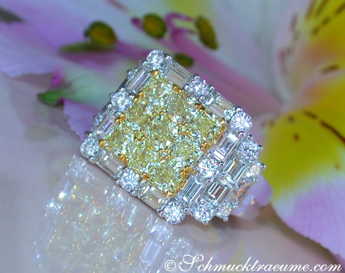 Luxurious White & Yellow Diamond Ring #1 Luxurious White & Yellow Diamond Ring #1