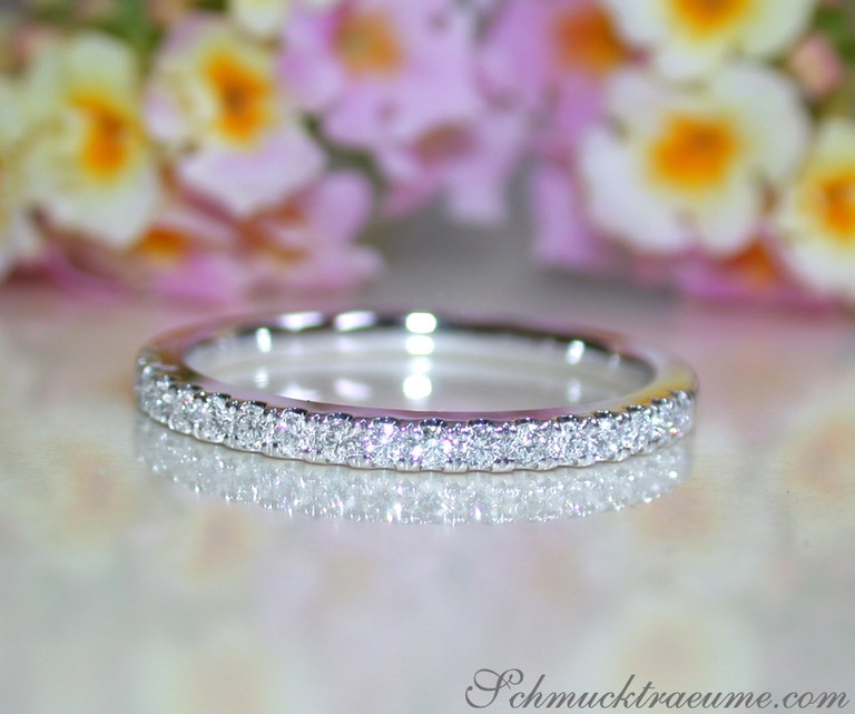 Cute Diamond Eternity Ring in White gold 14k #1 Cute Diamond Eternity Ring in White gold 14k #1