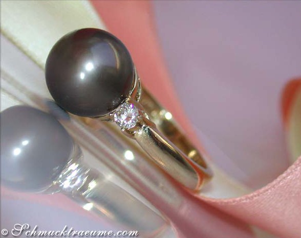 Pretty Tahitian Pearl Ring with Diamonds #1 Pretty Tahitian Pearl Ring with Diamonds #1