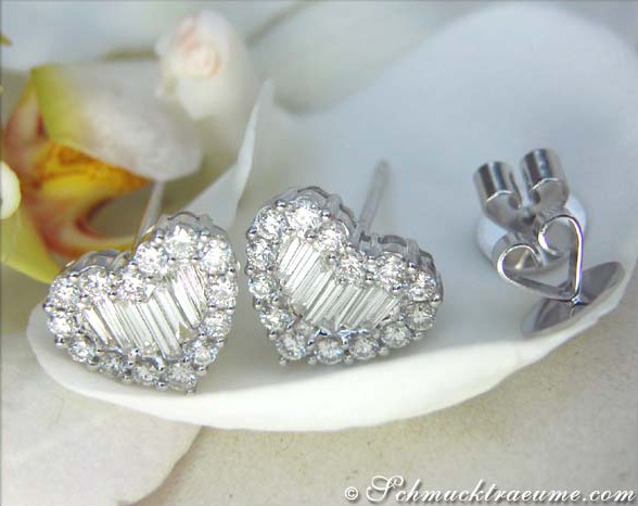 Pretty Diamond Heart Stud Earrings #1 Pretty Diamond Heart Stud Earrings #1