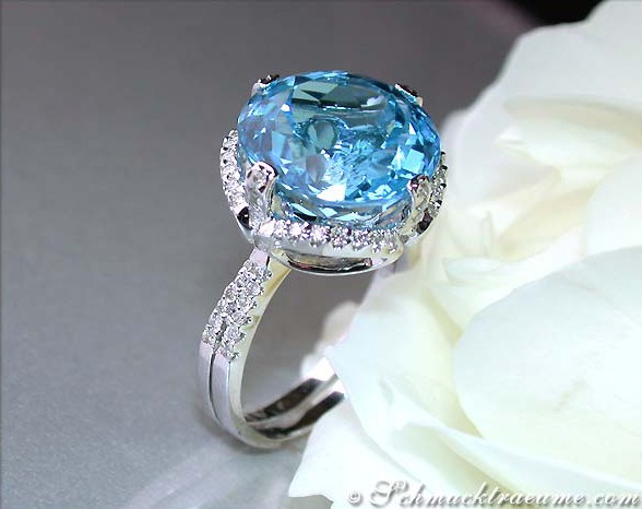Exquisiter Blautopas Ring mit Brillanten #1 Exquisiter Blautopas Ring mit Brillanten #1