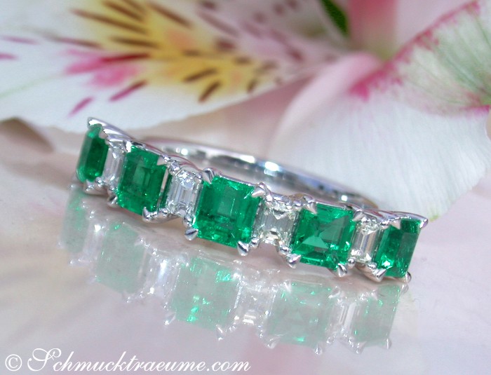 Exquisite Diamond Band with Columbian Emeralds #1 Exquisite Diamond Band with Columbian Emeralds #1
