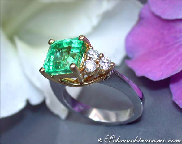 Exquisite Emerald Diamond Ring #1 Exquisite Emerald Diamond Ring #1