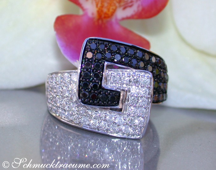 Extravaganter Gürtel Ring mit schwarzen Diamanten #1 Extravaganter Gürtel Ring mit schwarzen Diamanten #1