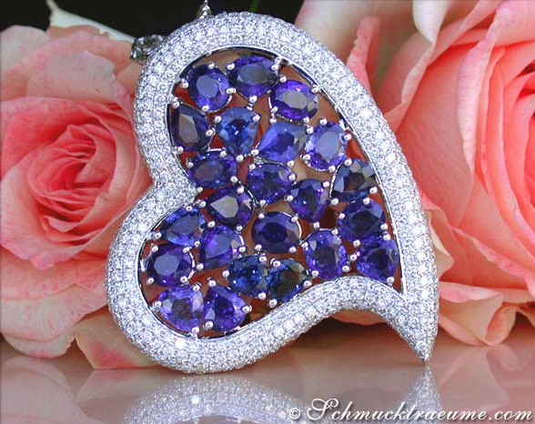 Luxurious Ceylon Sapphire Heart Pendant with Diamonds #1 Luxurious Ceylon Sapphire Heart Pendant with Diamonds #1
